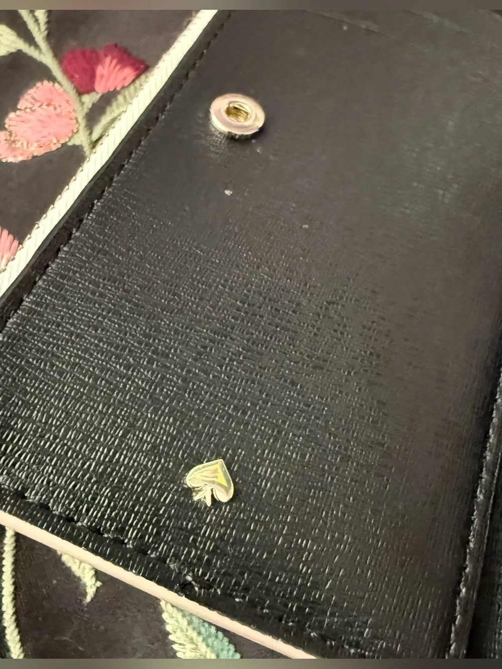 Kate Spade Hoppkins Frog Small Slim Bifold Wallet